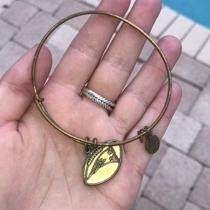 Alex and Ani NFL patriots bracelet